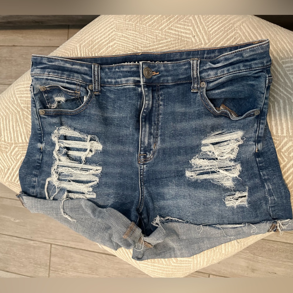 AE shorts